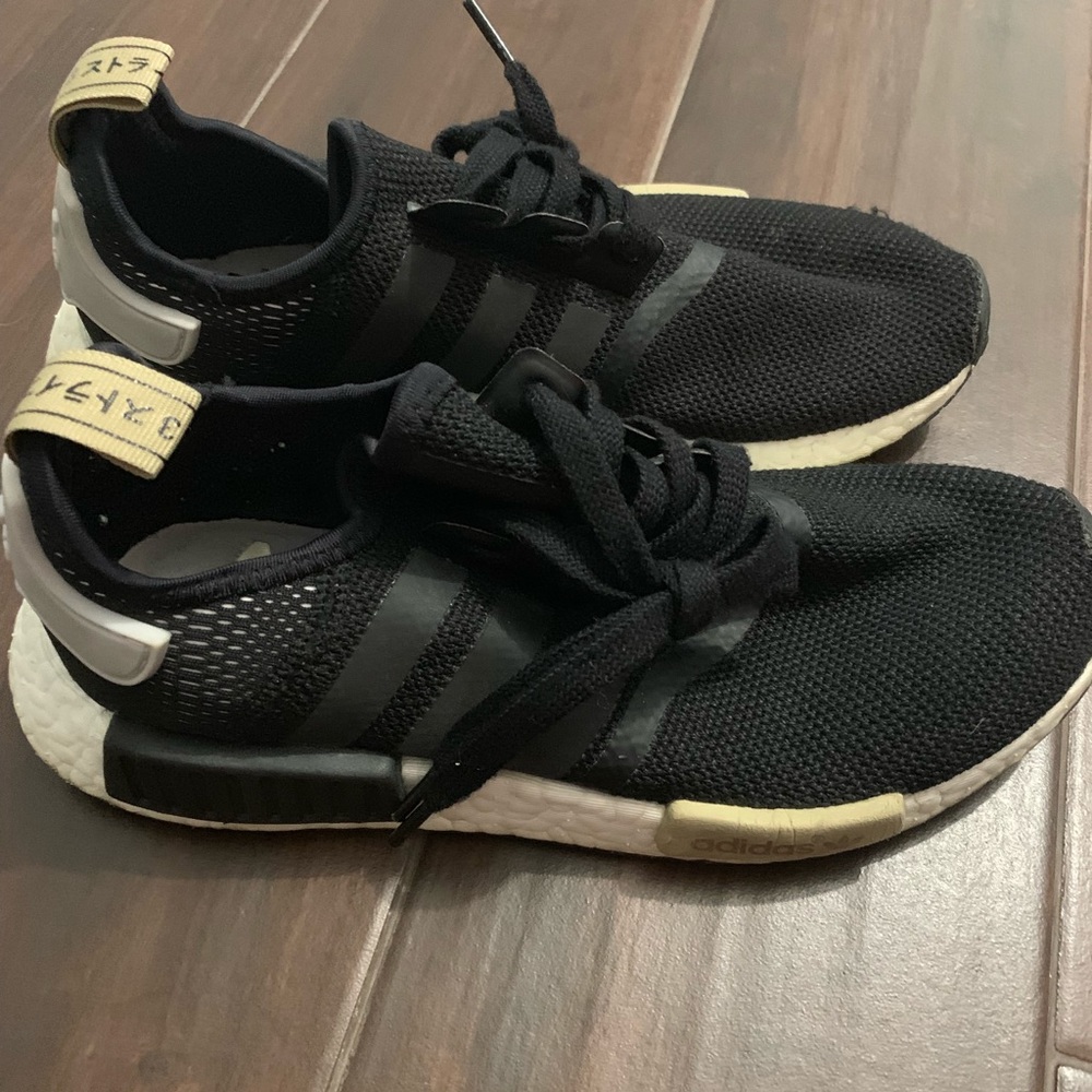 Size 7 Adidas NMD